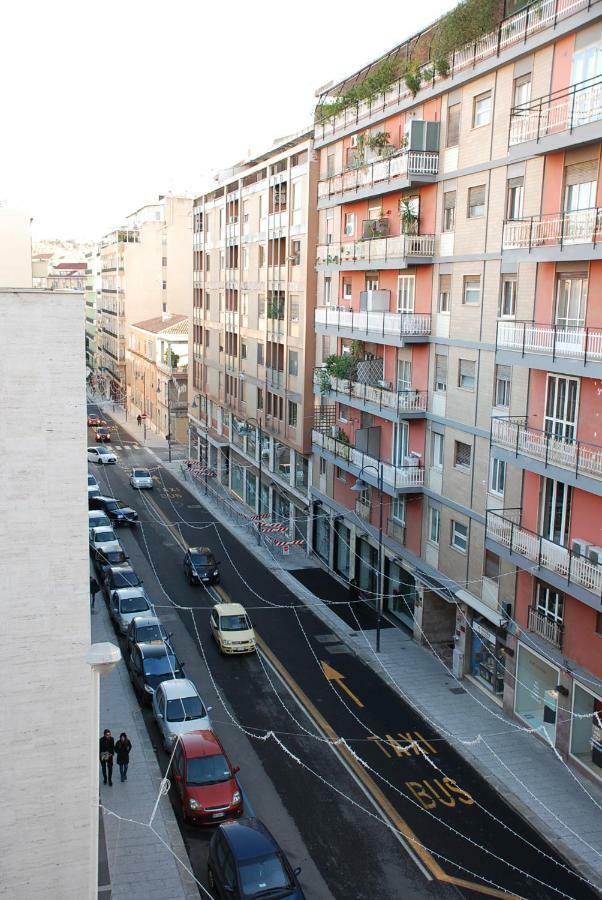 Dolce Sbadiglio 2 Hotel Cagliari Exterior foto